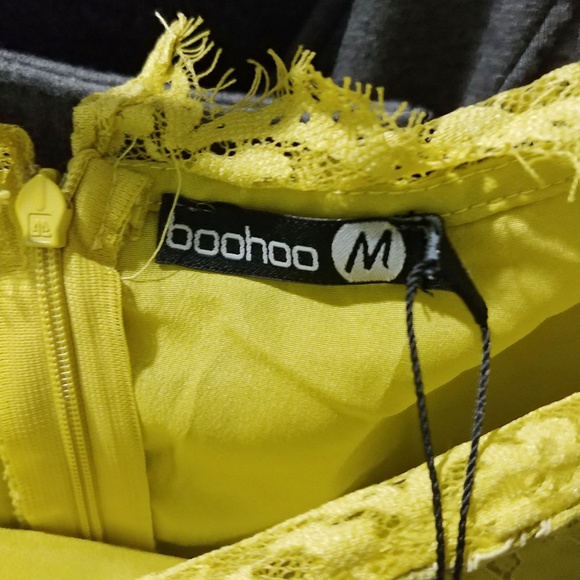 Boohoo Maternity Eyelet Lace Skater Dress NWT - Picture 6 of 7